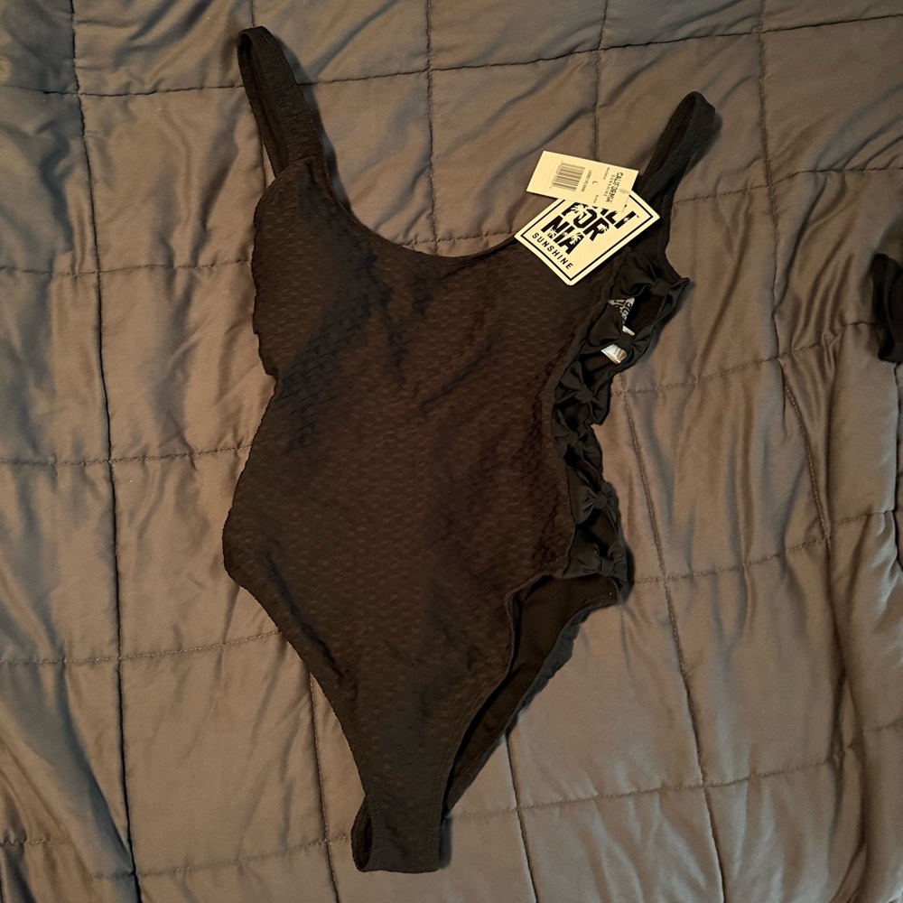 California Sunshine- Black Textured One-Piece Swimsuit, Bow Side Detail